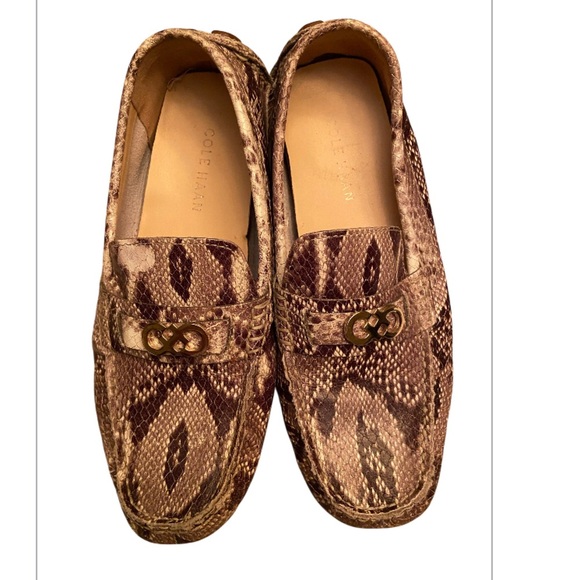 Cole Haan Women US 5.5B Beige Snake Print Moc Toe Driving Penny Loafers - Picture 1 of 5